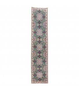 Handgeknüpfter Nain Teppich. Ziffer 130488