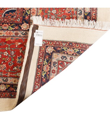 فرش دستباف نه متری بیجار کد 179711