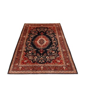 فرش دستباف قدیمی نه و نیم متری همدان کد 179650