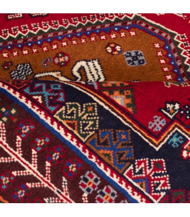 فرش دستباف قدیمی چهار و نیم متری شیراز کد 179745