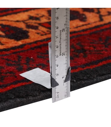 فرش دستباف قدیمی چهار و نیم متری گرمسار کد 709024