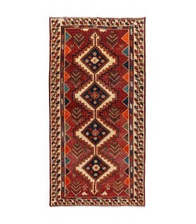 فرش دستباف قدیمی چهار و نیم متری شیراز کد 709025