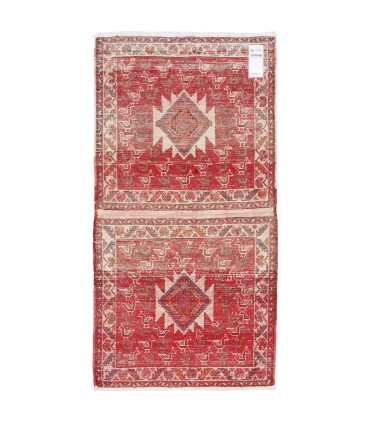 یک جفت فرش دستباف قدیمی نیم متری شیراز کد 709048