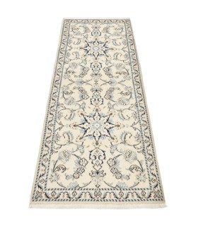 فرش دستباف قدیمی کناره طول دو متر نائین کد 705515