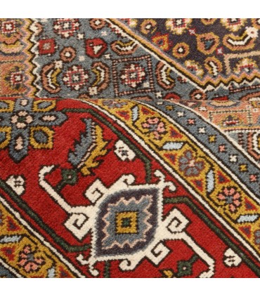 فرش دستباف قدیمی پنج و نیم متری اردبیل کد 705535
