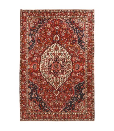 فرش دستباف قدیمی شش و نیم متری بختیاری کد 705556