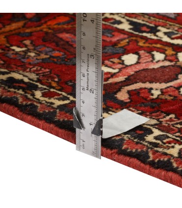 فرش دستباف قدیمی شش و نیم متری بختیاری کد 705556