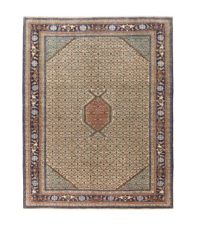 فرش دستباف قدیمی هفت و نیم متری اردبیل کد 705558