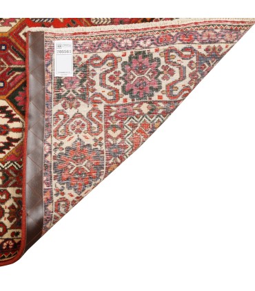 فرش دستباف قدیمی شش و نیم متری بختیاری کد 705561