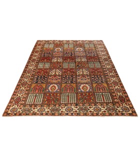 فرش دستباف قدیمی شش و نیم متری بختیاری کد 705575