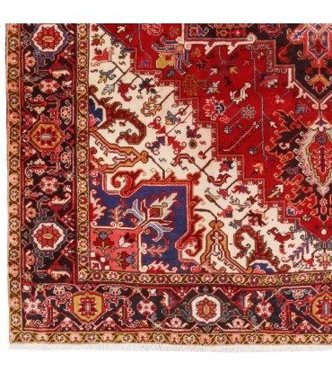 فرش دستباف قدیمی هشت و نیم متری هریس کد 179930