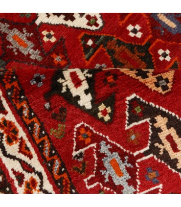 فرش دستباف قدیمی دو و نیم متری شیراز کد 709077