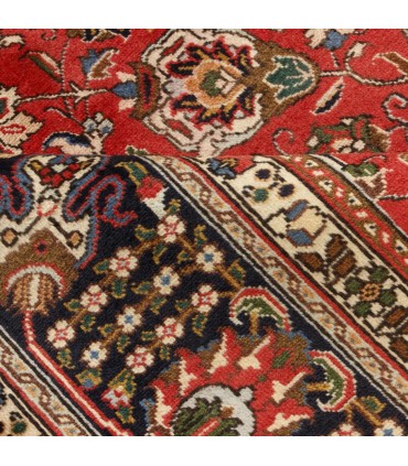 فرش دستباف قدیمی هشت و نیم متری تبریز کد 705589