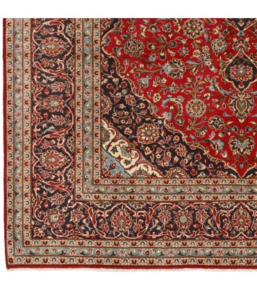 فرش دستباف قدیمی هشت و نیم متری کاشان کد 705592