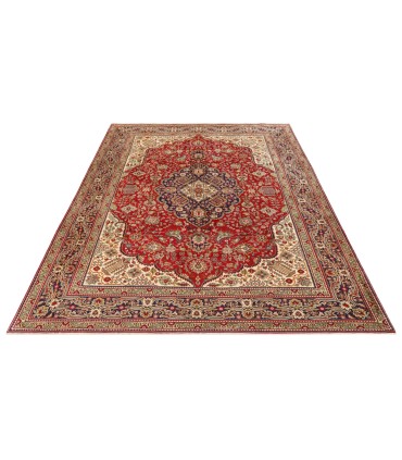 فرش دستباف قدیمی هشت و نیم متری تبریز کد 705609