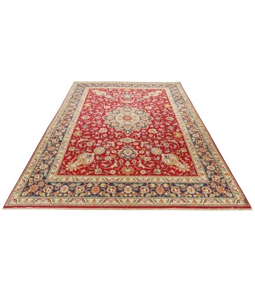 فرش دستباف قدیمی هشت و نیم متری تبریز کد 705624