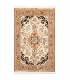 Tappeto persiano Qom annodato a mano codice 152309 - 103 × 150