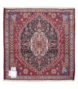 فرش دستباف قدیمی نیم متری قشقایی کد 705398